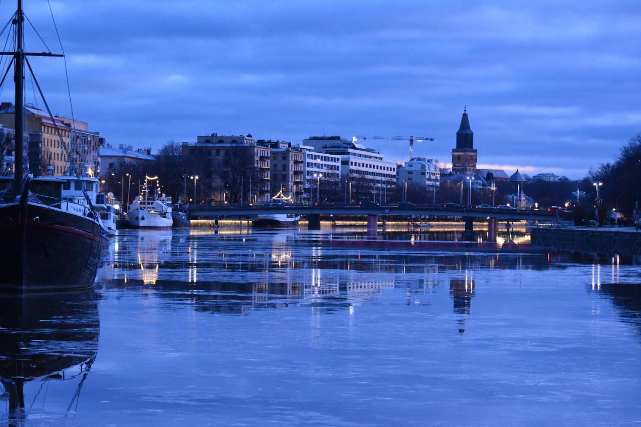 Riverside Lux With 2 Bedrooms, Car Park Garage And Sauna Turku Exteriér fotografie